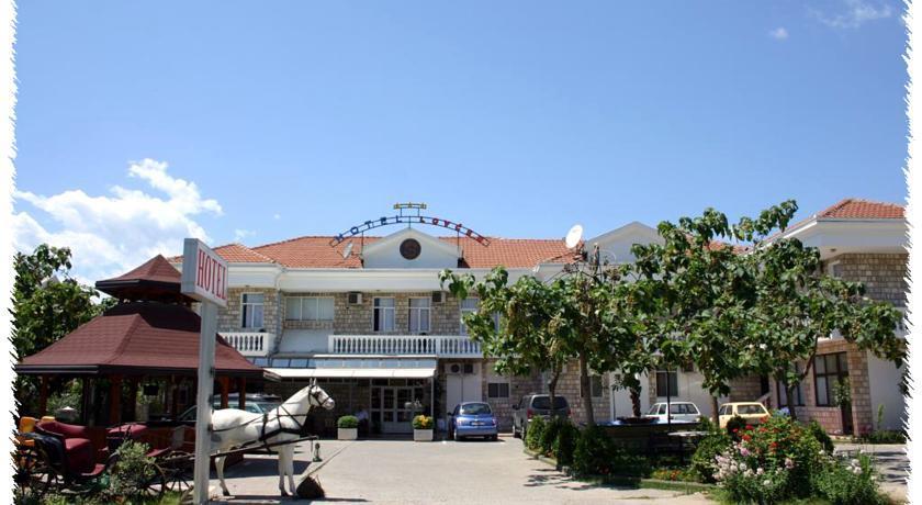 Hotel Lovcen Podgorica Exterior photo